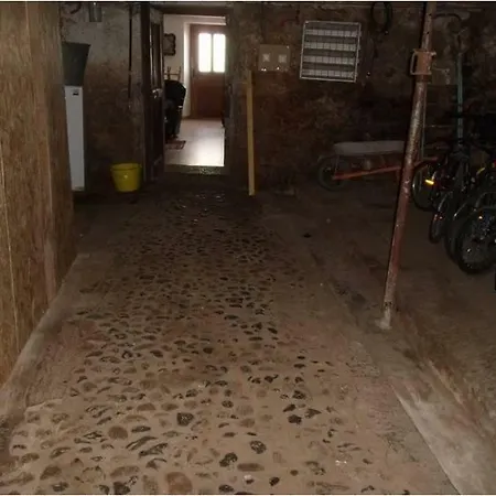 Aubrac, Maison De